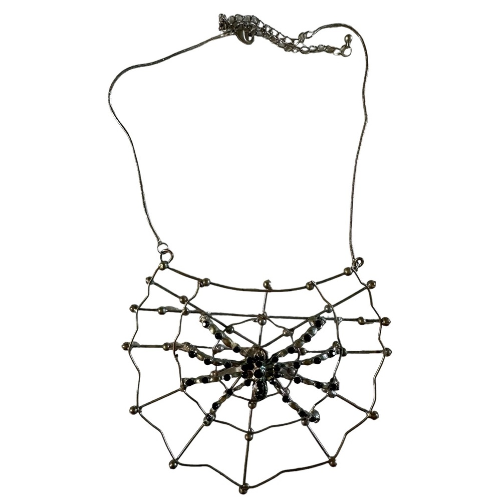 Vintage Steel Silver Spider Web Necklace Black Gems Beautiful And Mysterious 20”